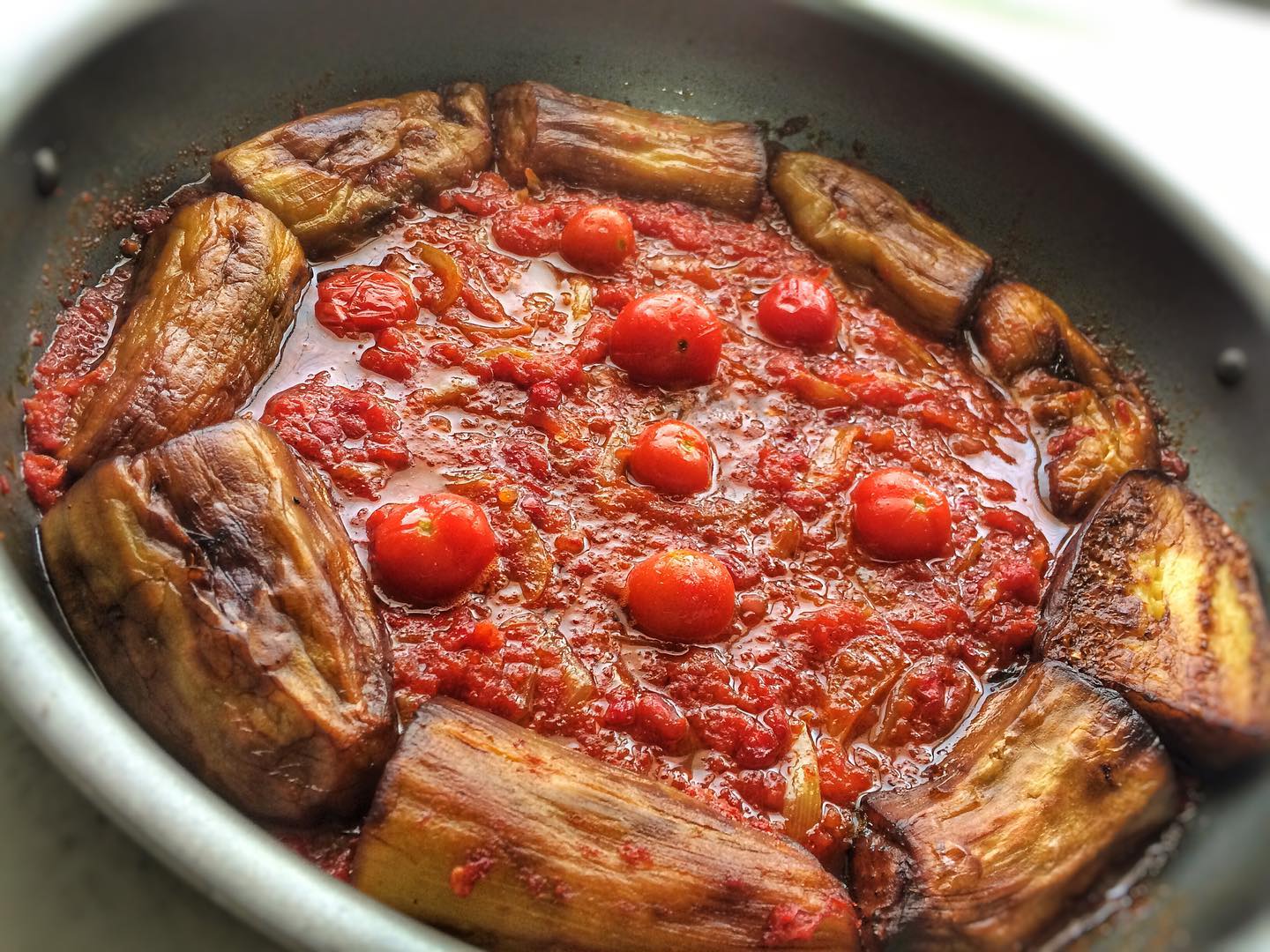 طرز تهیه خوراک گوجه بادمجان رضیم