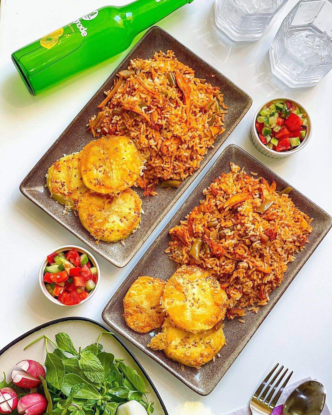 طرز تهیه لوبیا پلو با مرغ خانگی خوشمزه و ساده (مرحله به مرحله)