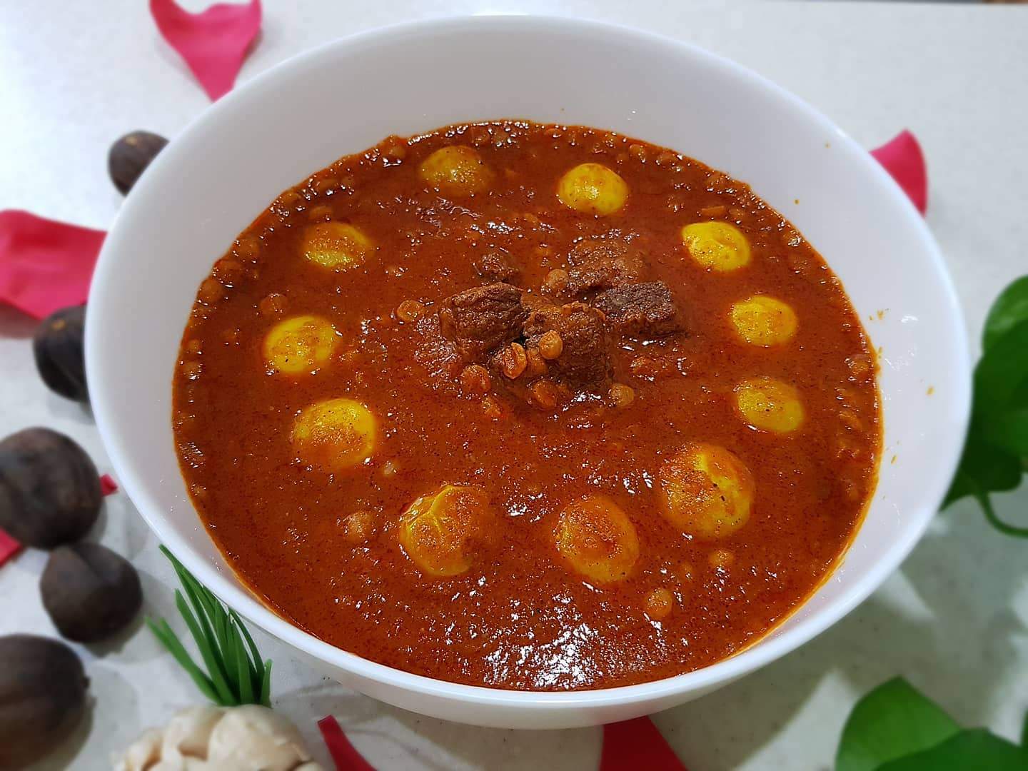 طرز تهیه خورشت سیب ترش خانگی خوشمزه و ساده (مرحله به مرحله)