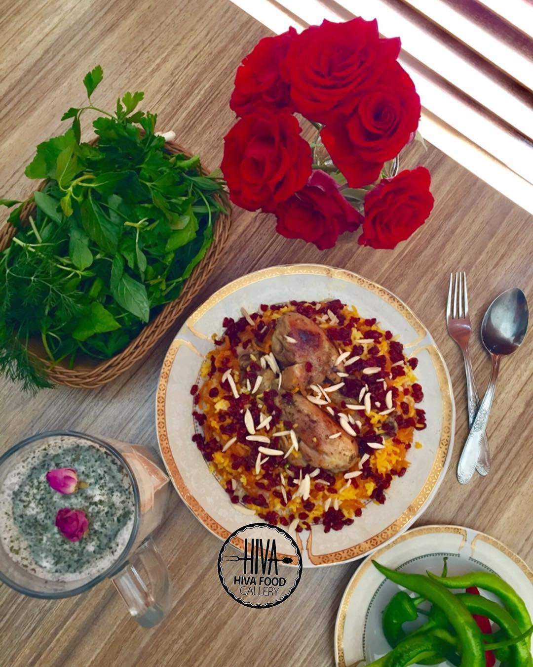 طرز تهیه هويج پلو شيرازی خانگی خوشمزه و ساده (مرحله به مرحله)