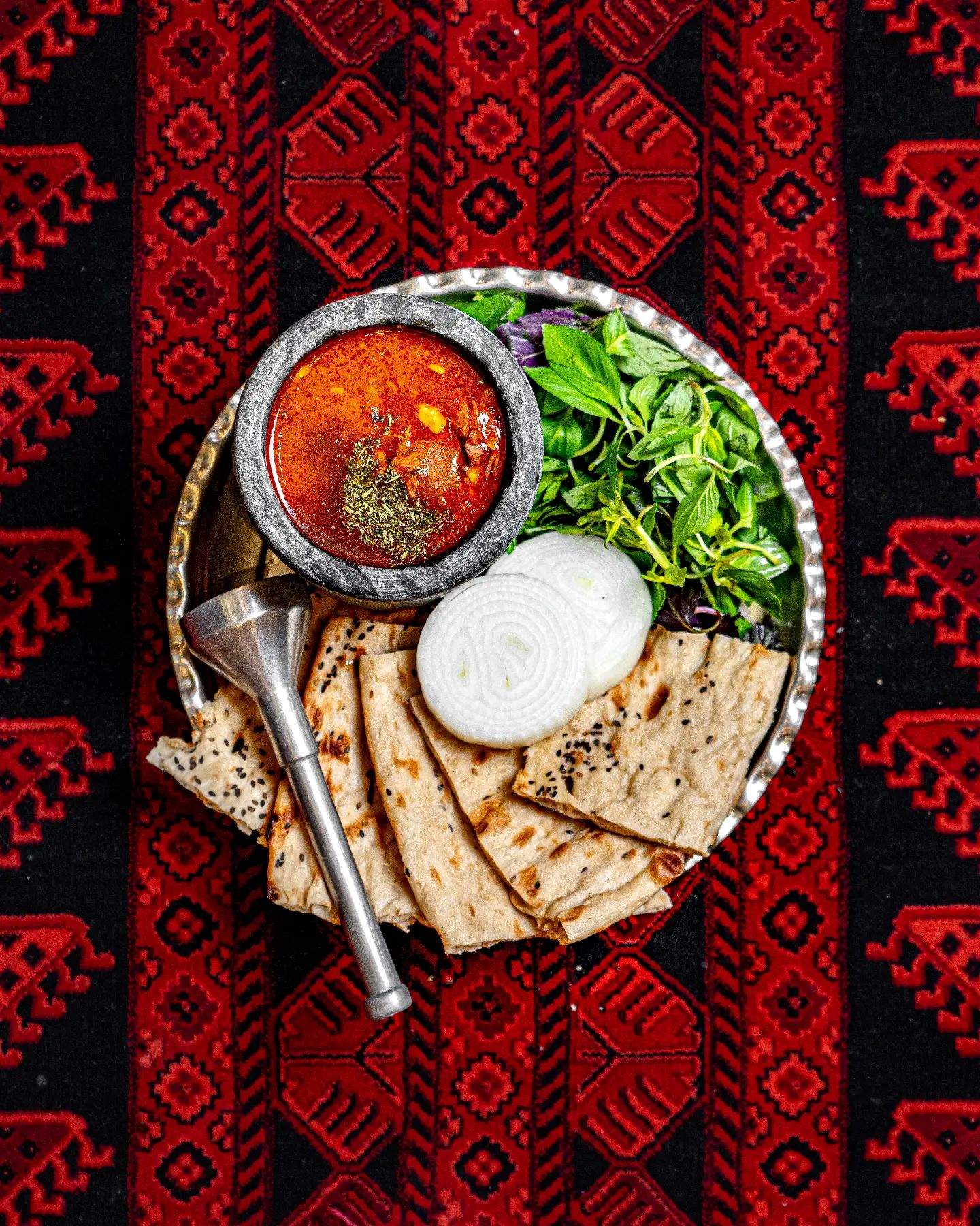 طرز تهیه ديزی سنگی قهوه خانه ای خانگی خوشمزه و ساده (مرحله به مرحله)