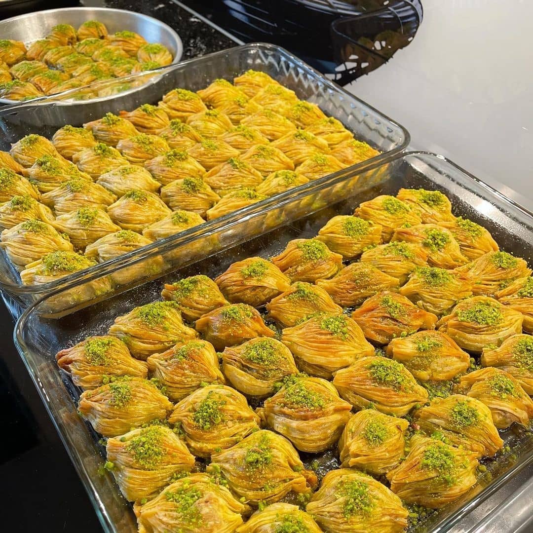 طرز تهیه باقلوا صدفی استانبولی (خوشمزه و مجلسی به سبک ترکیه ای)
