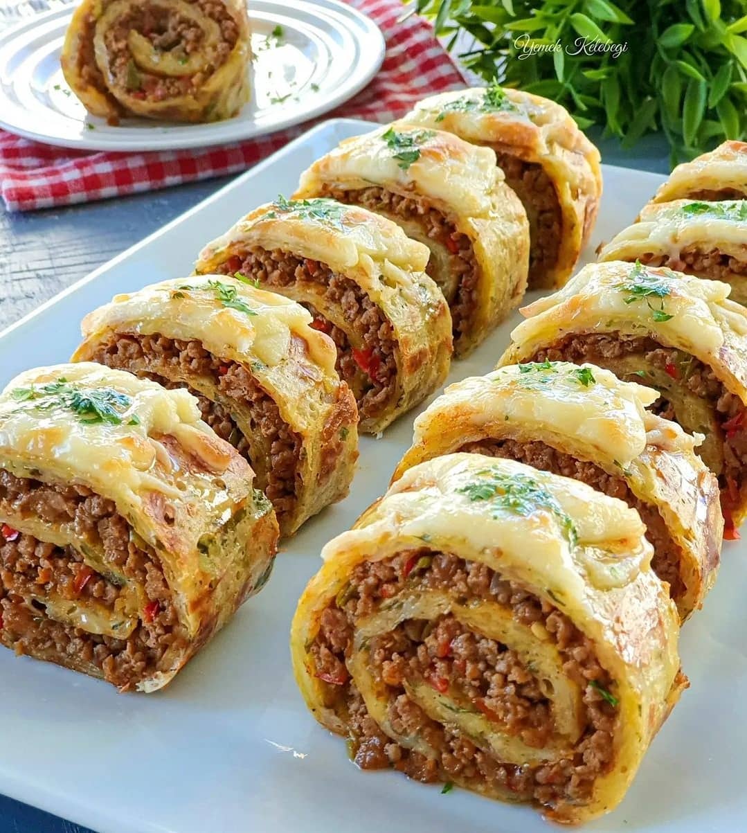 طرز تهیه سیب زمینی رولی با گوشت چرخ کرده خوشمزه و مجلسی به سبک رستورانی طرز تهیه سیب زمینی رولی با گوشت چرخ کرده خوشمزه و مجلسی به سبک رستورانی