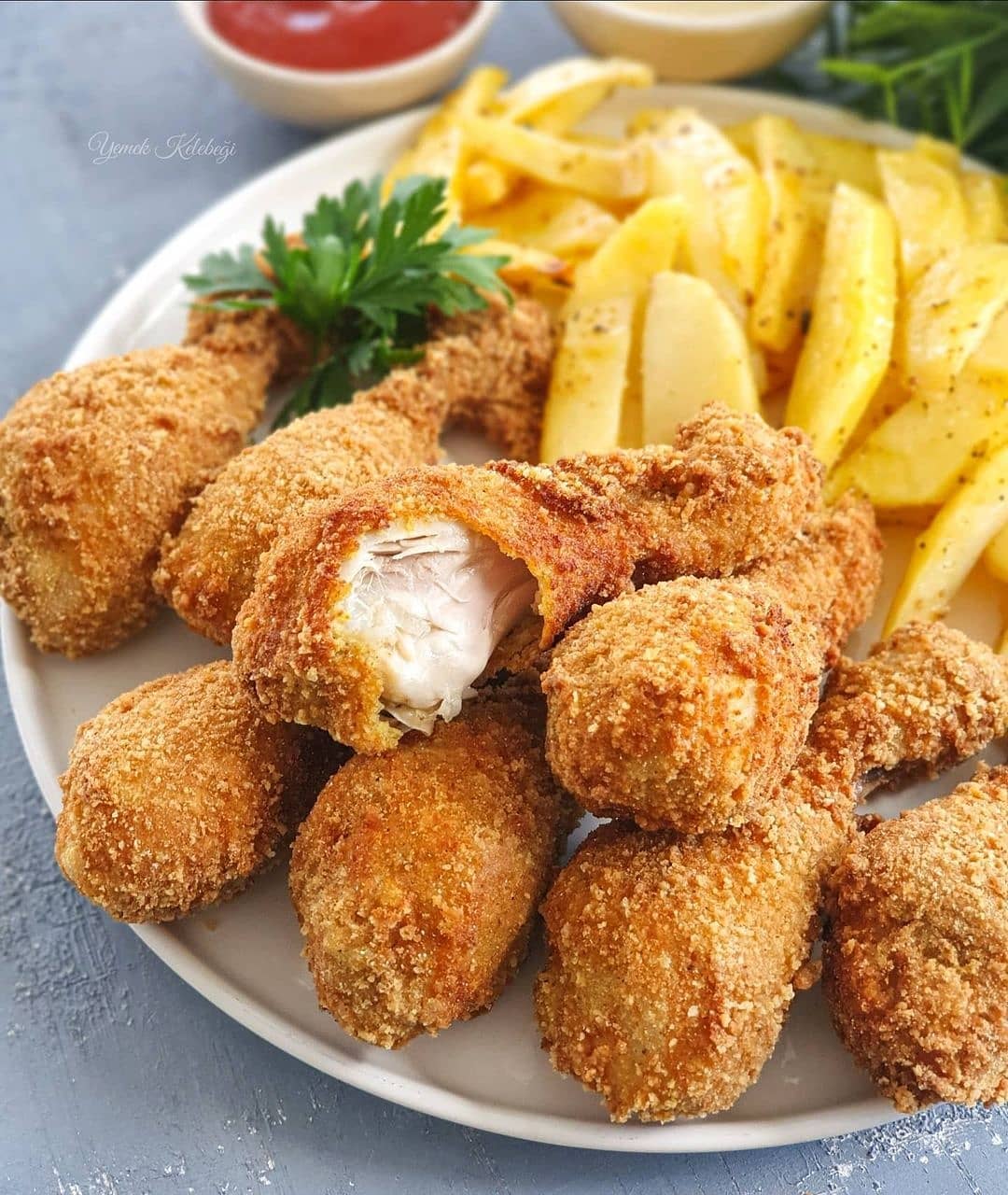 طرز تهیه ران مرغ سوخاری ترد خوشمزه و لذیذ به سبک رستورانی