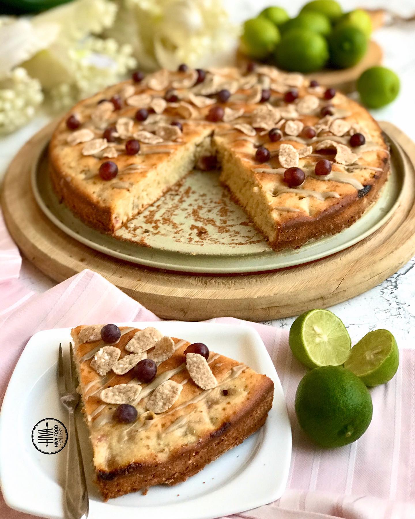 طرز تهیه کیک لیمو ترش خوشمزه و مجلسی به سبک قنادی طرز تهیه کیک لیمو ترش خوشمزه و مجلسی به سبک قنادی