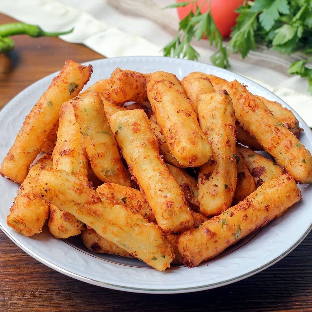 طرز تهیه خمیر پنیری سرخ شده خوشمزه و ساده (مرحله به مرحله)