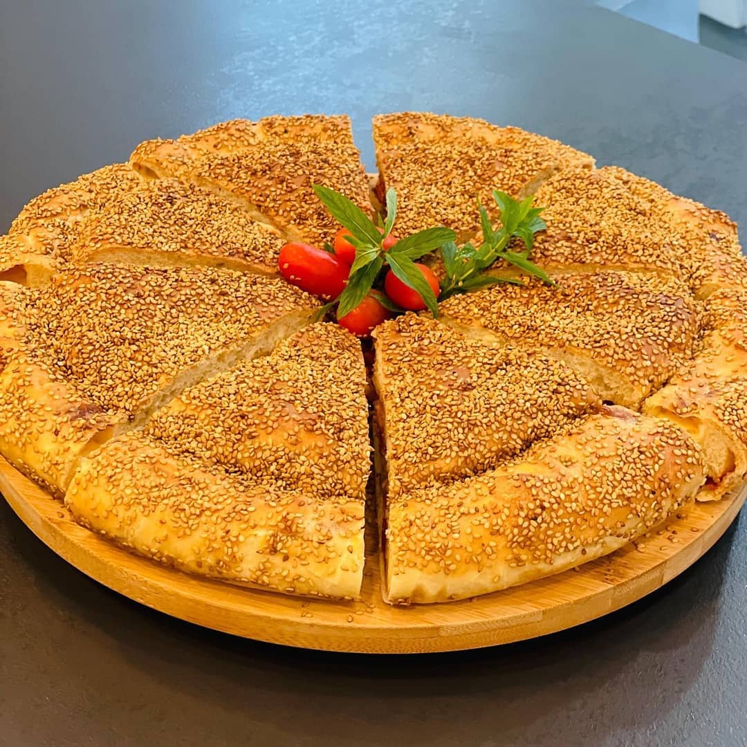 طرز تهیه سیمیت پیتزا خوشمزه و ساده (مرحله به مرحله) طرز تهیه سیمیت پیتزا خوشمزه و ساده (مرحله به مرحله)