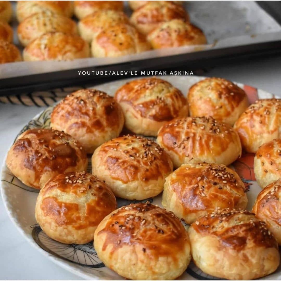 طرز تهیه بورک گیاهی خوشمزه و ساده (مرحله به مرحله) طرز تهیه بورک گیاهی خوشمزه و ساده (مرحله به مرحله)