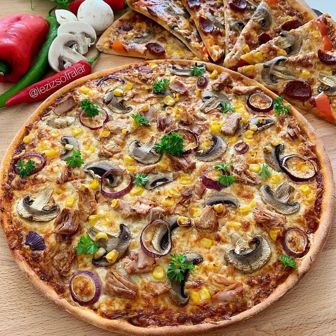 طرز تهیه پیتزا مخلوط خوشمزه و ساده به سبک فست فودی
