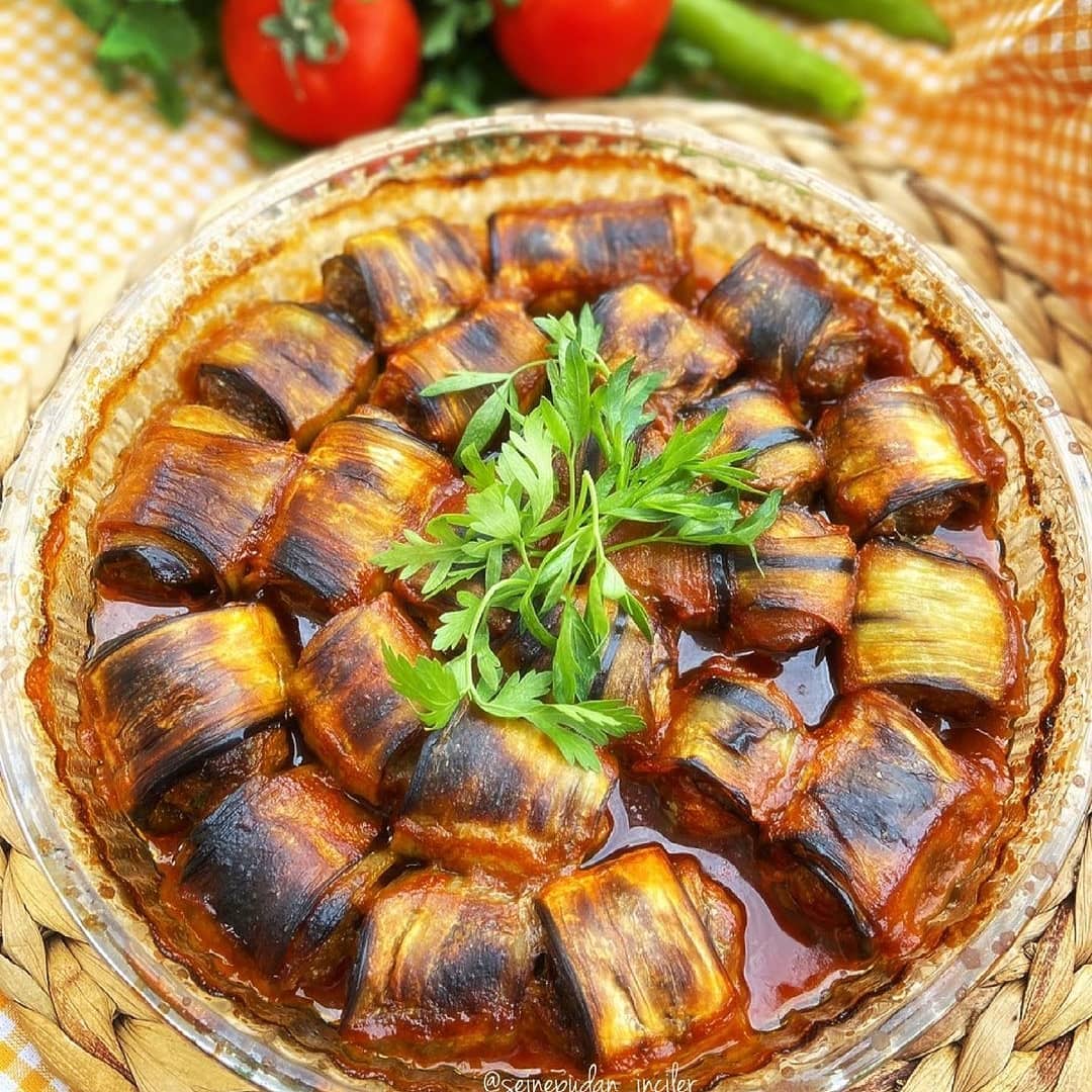 طرز تهیه سارمای بادمجان کوفته ای خانگی خوشمزه و ساده