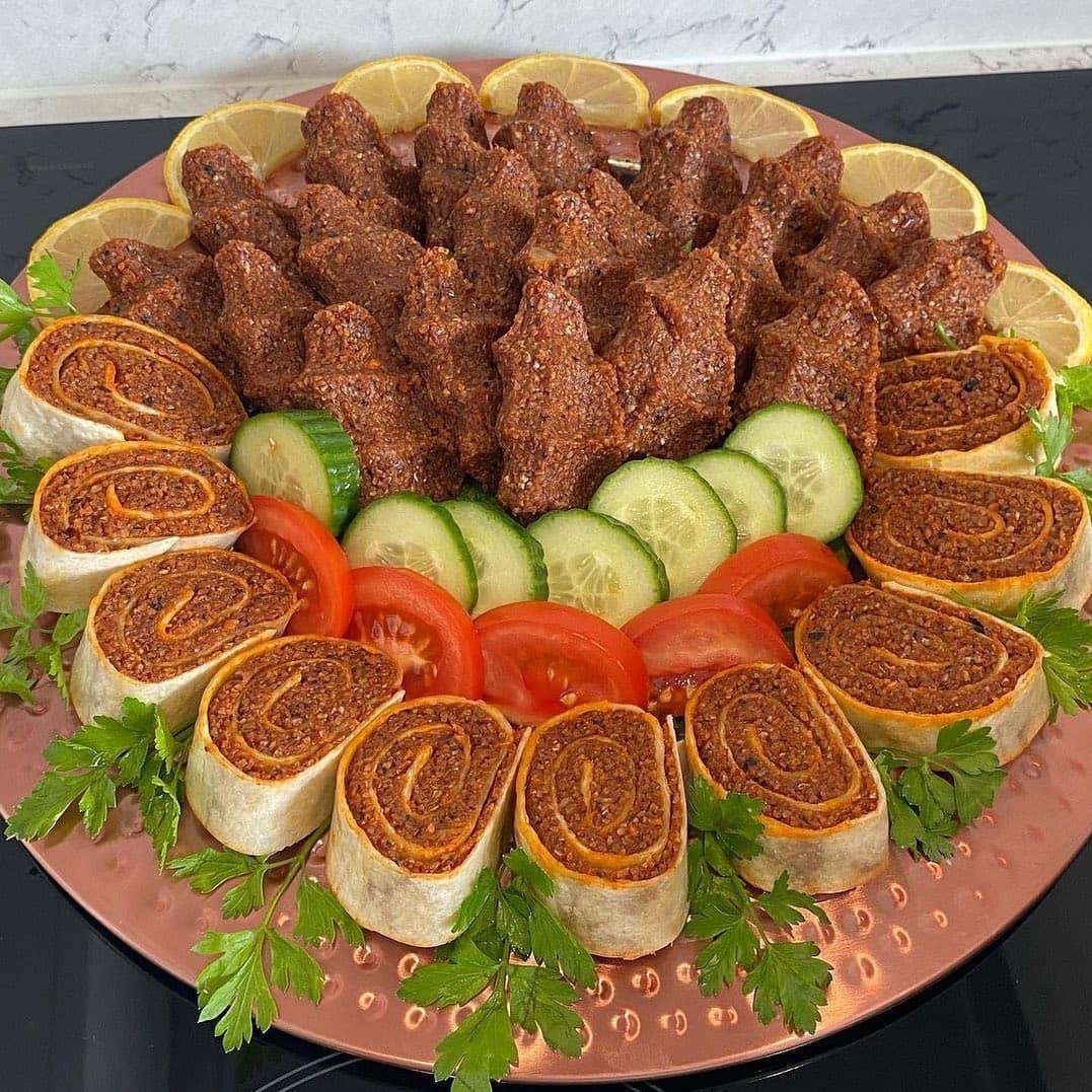 طرز تهیه چی کوفته ترکیه ای خوشمزه و ساده (مرحله به مرحله)
