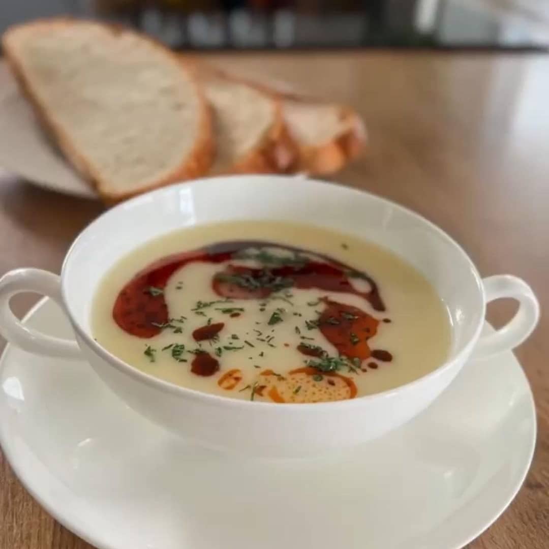 طرز تهیه سوپ مرغ خامه ای خوشمزه و ساده به سبک رستورانی طرز تهیه سوپ مرغ خامه ای خوشمزه و ساده به سبک رستورانی