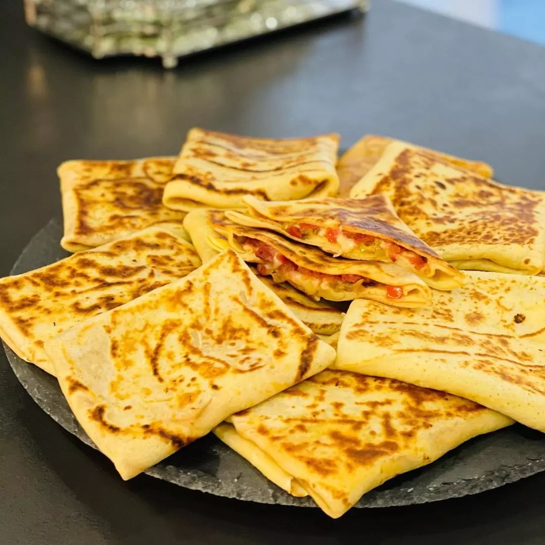 طرز تهیه بورک سوسیس خوشمزه و ساده (مرحله به مرحله) طرز تهیه بورک سوسیس خوشمزه و ساده (مرحله به مرحله)