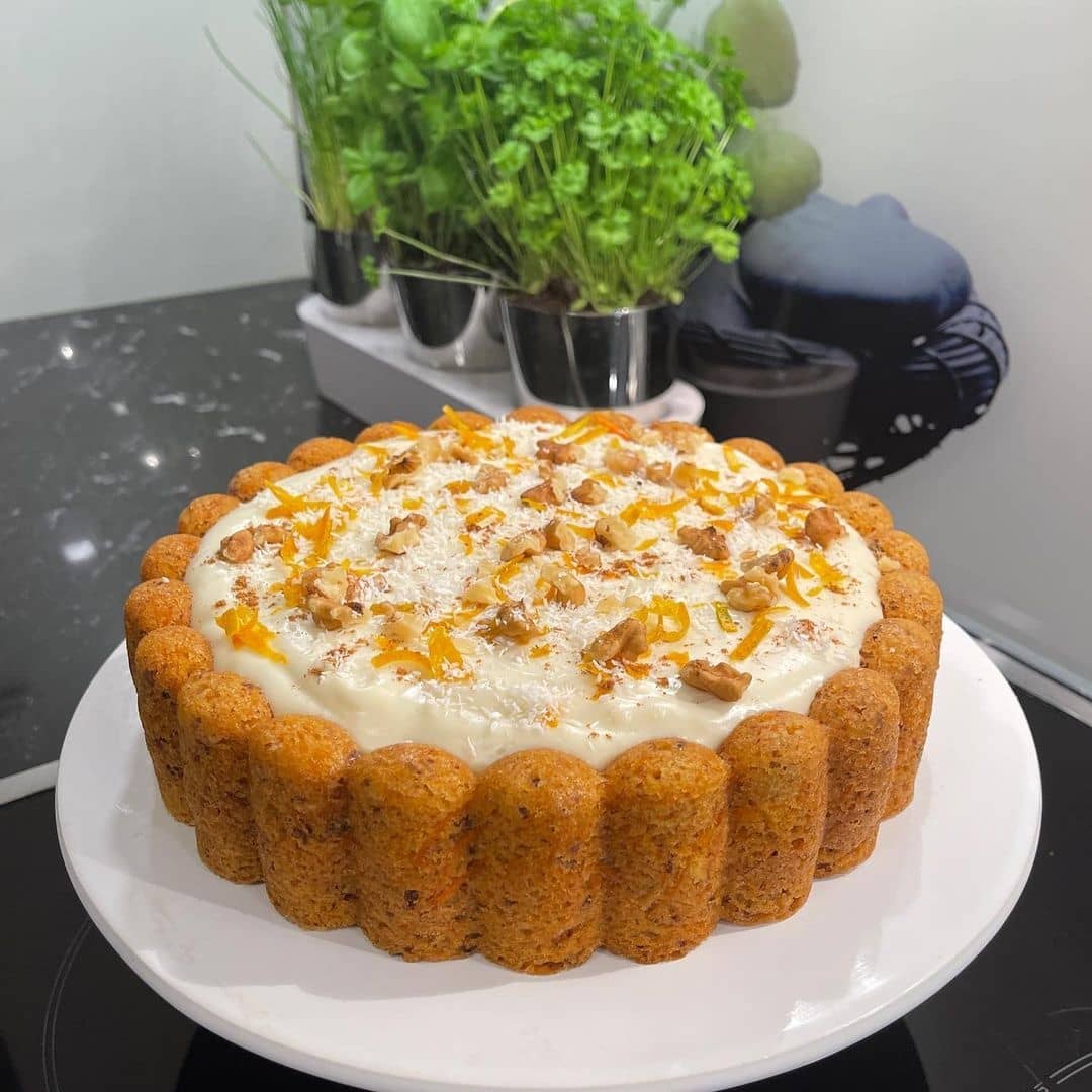 طرز تهیه کیک هویج با محلبی خوشمزه و مجلسی به سبک ترکیه ای