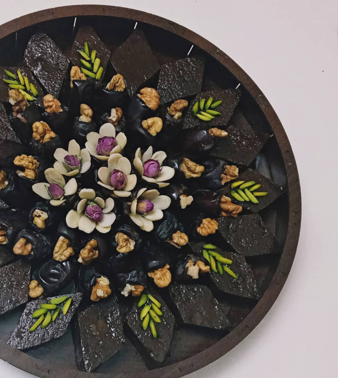 طرز تهیه حلوای گردویی گرگان خوشمزه و مجلسی برای مجالس