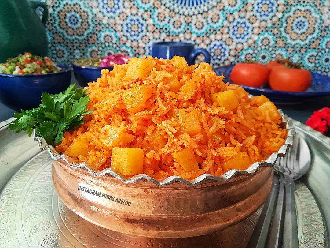 طرز تهیه دمی گوجه فرنگی خوشمزه ساده به سبک خانگی طرز تهیه دمی گوجه فرنگی خوشمزه ساده به سبک خانگی