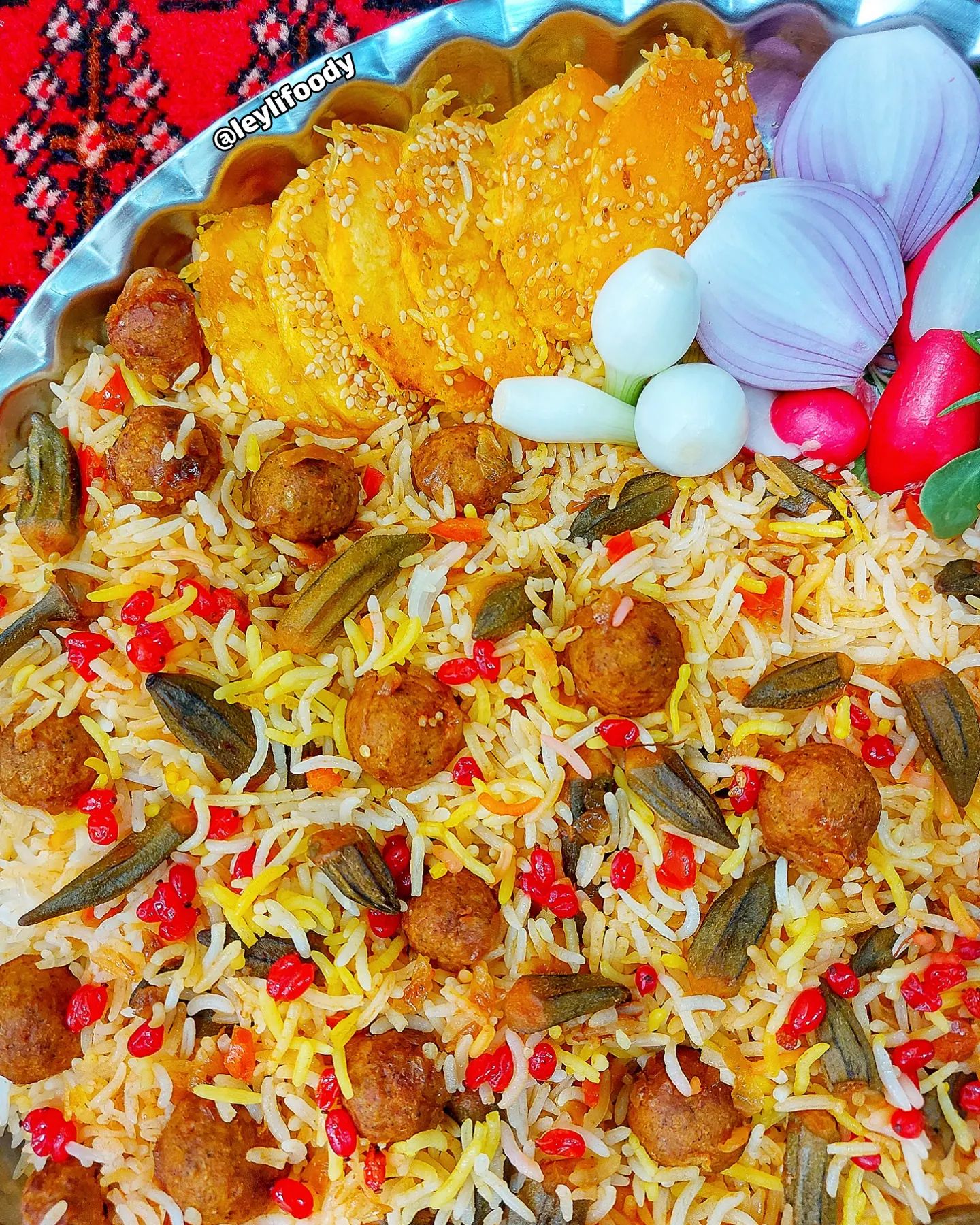 طرز تهیه بامیه پلو با گوشت قلقلی خوشمزه و مجلسی به سبک جنوبی