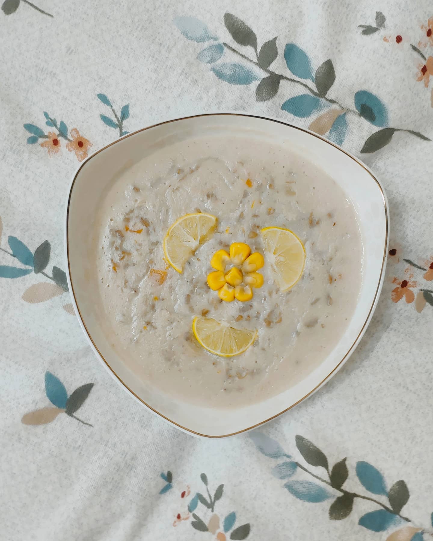 طرز تهیه سوپ جو سفید خوشمزه و ساده به سبک رستورانی