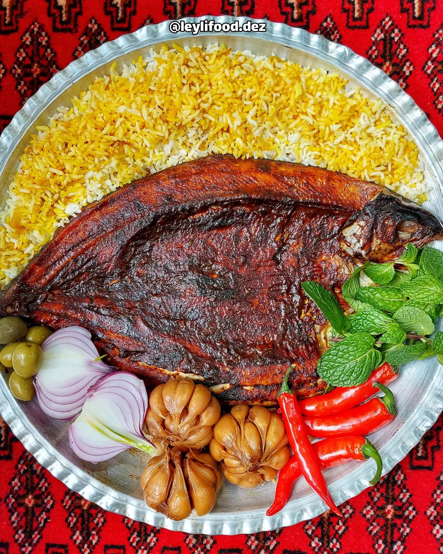 طرز تهیه ماهی با سس مخصوص خوشمزه و مجلسی به سبک رستورانی