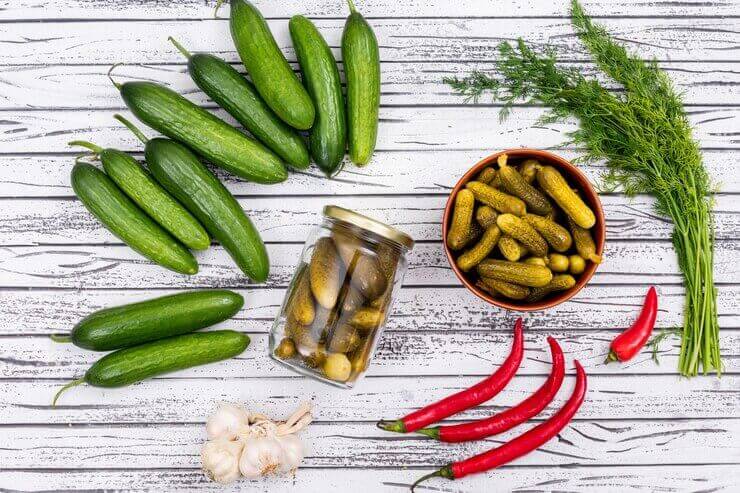 چگونه خیار شور بدون سرکه درست کنیم ؟ ( 2 نکته ساده) چگونه خیار شور بدون سرکه درست کنیم ؟ ( 2 نکته ساده)
