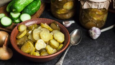 برای خیار شور از چه سبزی استفاده کنیم ؟ ( 2 نکته ساده)