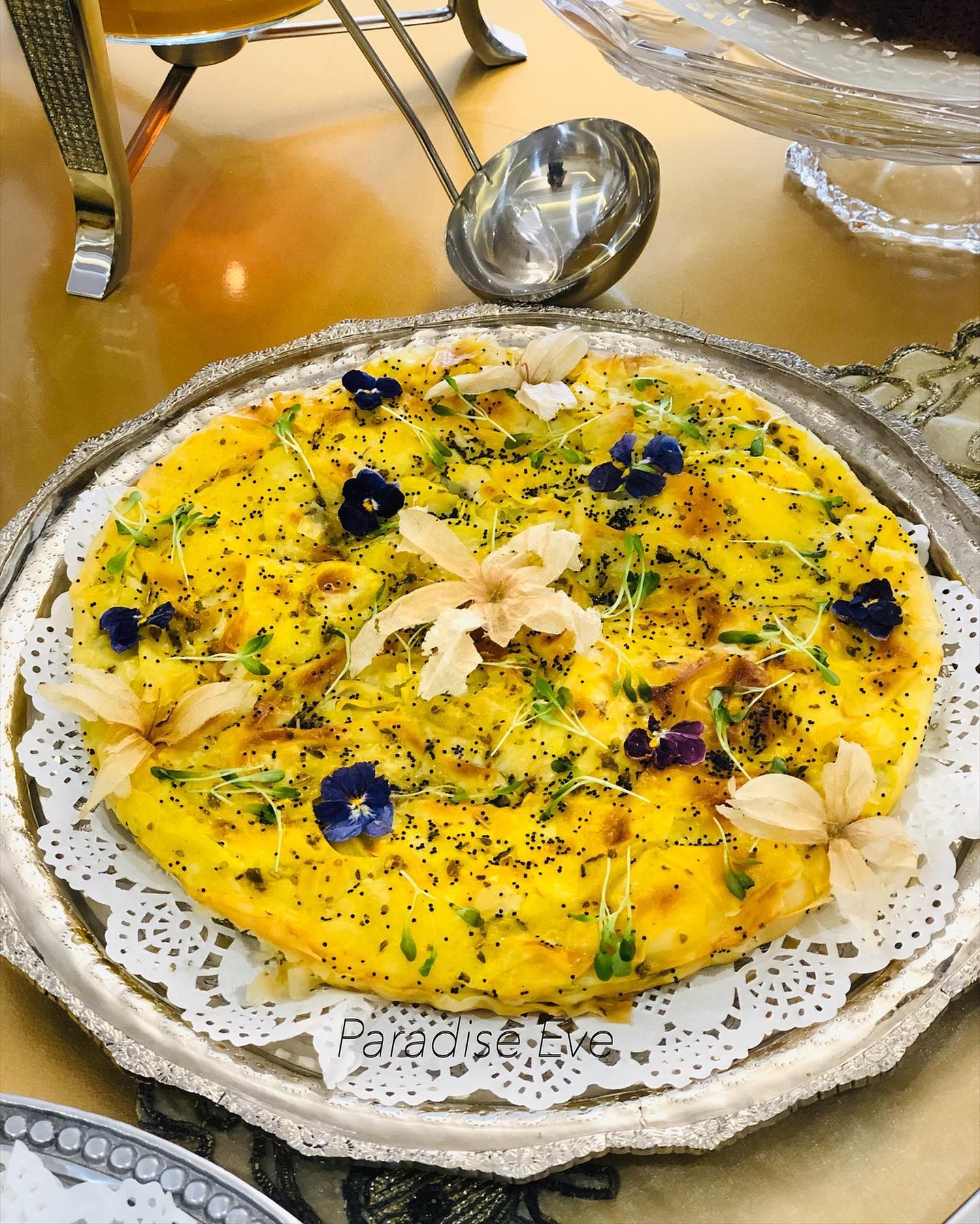طرز تهیه بورک پنیر جعفری خوشمزه و ساده به سبک ترکیه ای