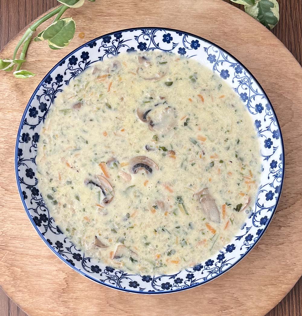طرز تهیه سوپ شیر خامه خوشمزه و مجلسی به سبک رستورانی
