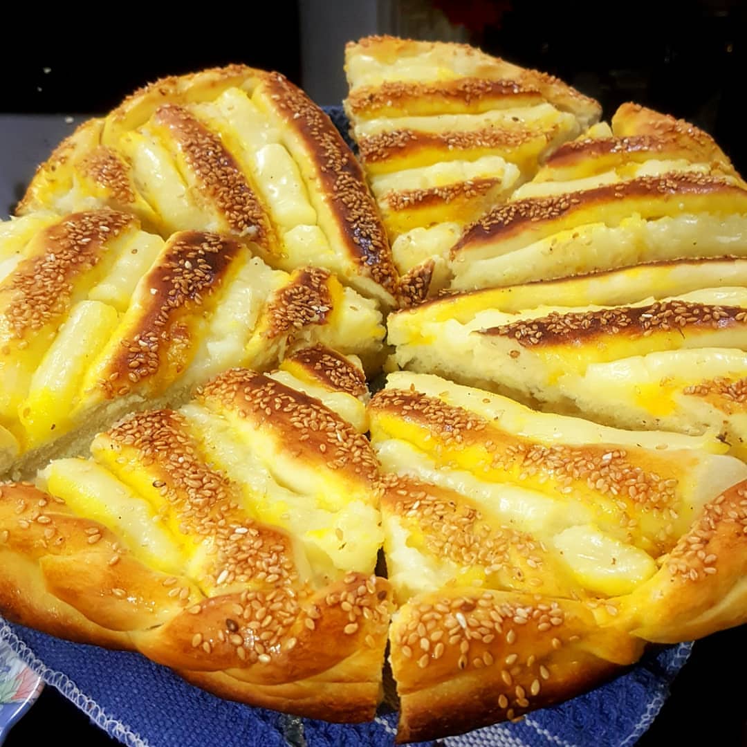طرز تهیه نان رمضان تبریز خانگی خوشمزه و ساده (مرحله به مرحله)