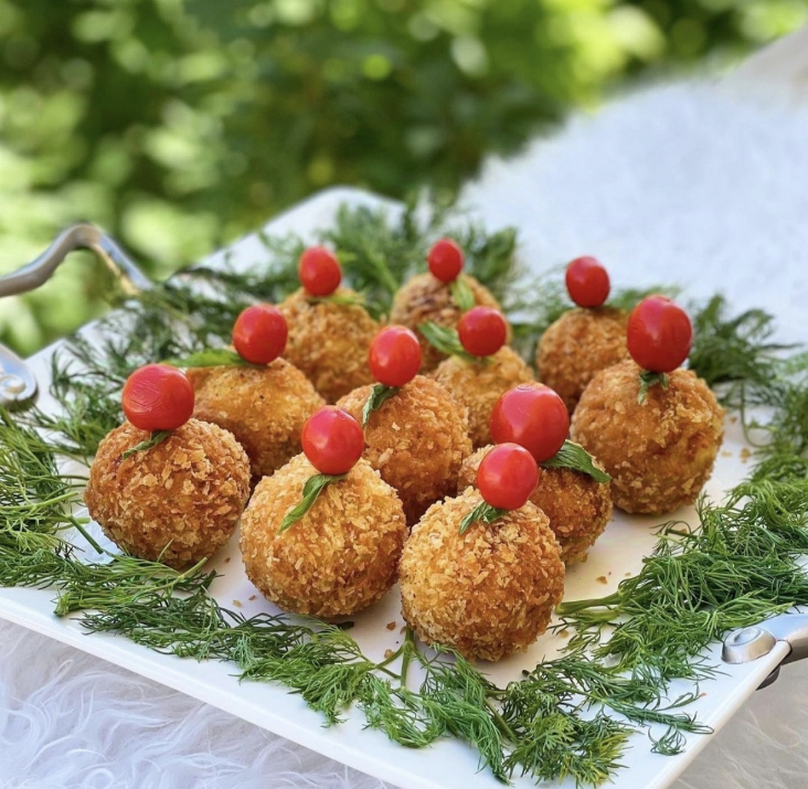طرز تهیه توپک مرغ پنیری خوشمزه و ساده