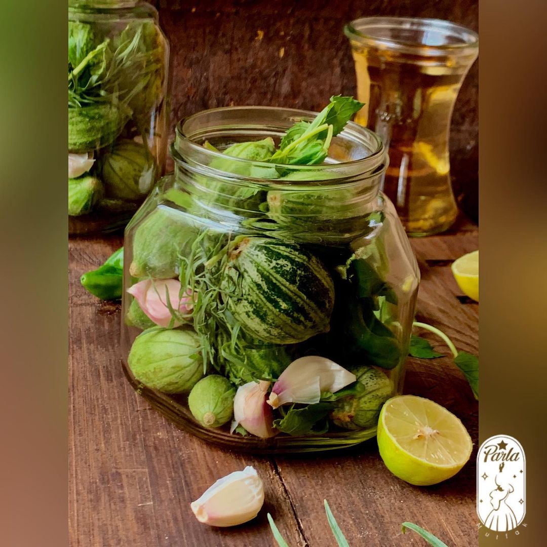 طرز تهیه ترشی کمبزه خانگی خوشمزه و ساده (مرحله به مرحله)