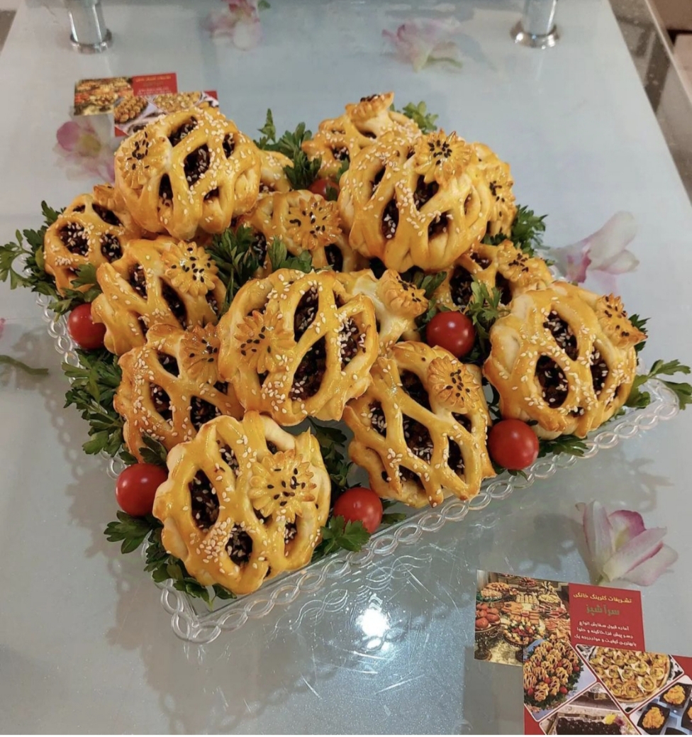 طرز تهیه فینگرفود تارت گوشت و قارچ خوشمزه و مجلسی برای مهمانی
