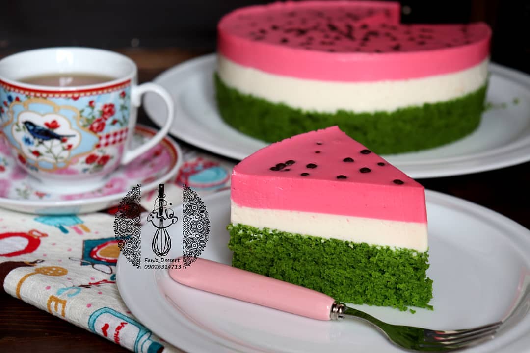 طرز تهیه چیز کیک هندوانه ای یلدا خانگی خوشمزه و ساده (مرحله به مرحله)