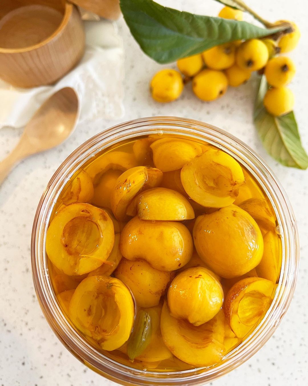 طرز تهیه کمپوت ازگیل ژاپنی خانگی خوشمزه و ساده (مرحله به مرحله)