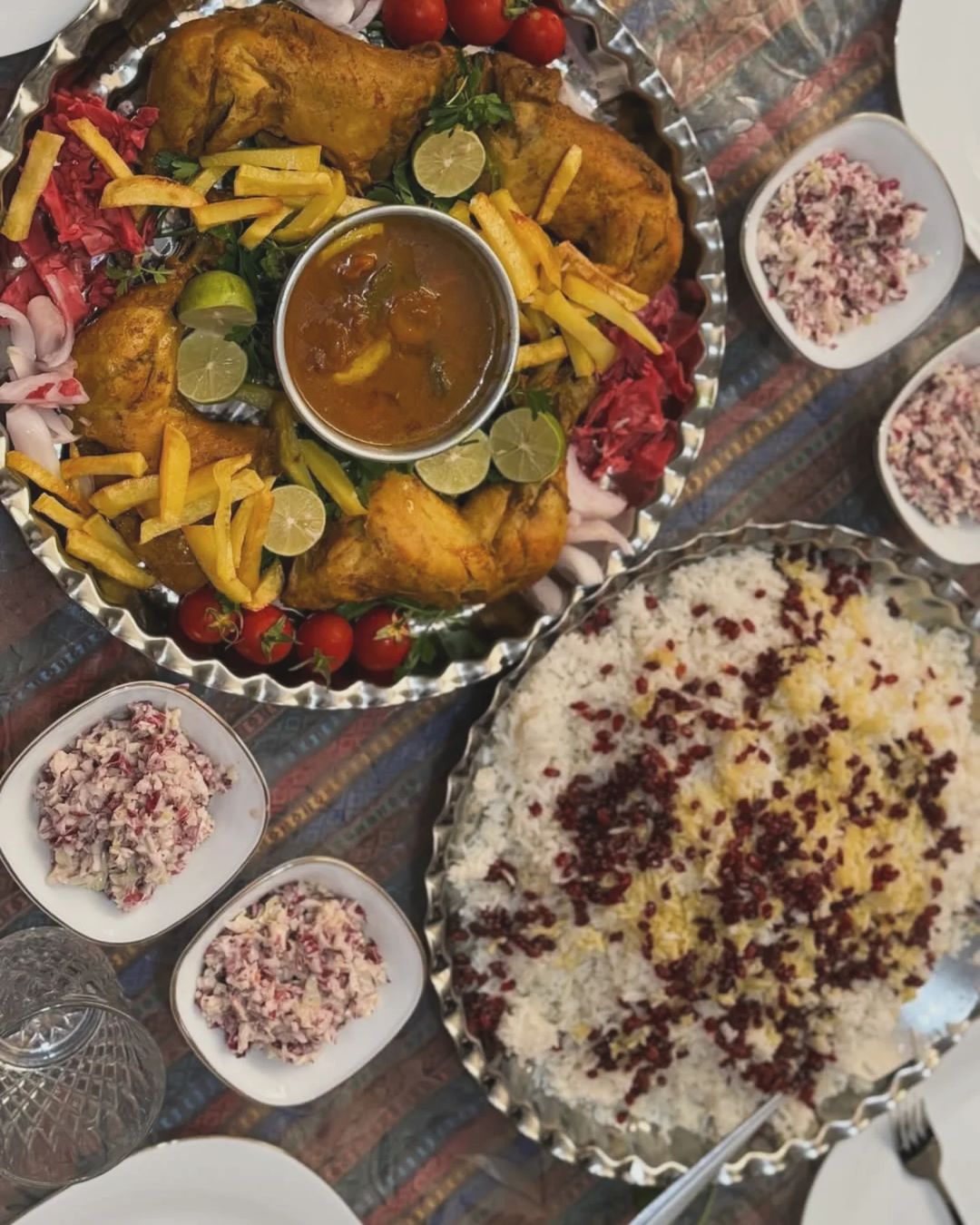 طرز تهیه زرشک پلو با مرغ تعداد بالا