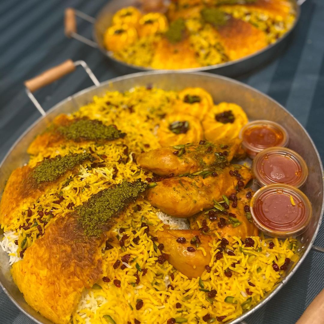 طرز تهیه زرشک پلو با مرغ برای 20 نفر