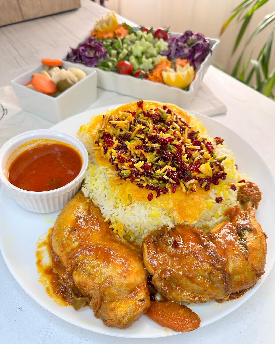 طرز تهیه زرشک پلو با مرغ تالاری