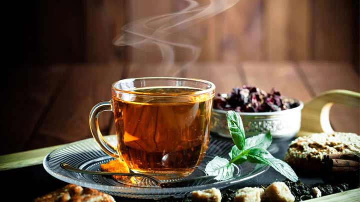 با ۱۳ خاصیت شگفت‌انگیز چای سیاه آشنا شوید!