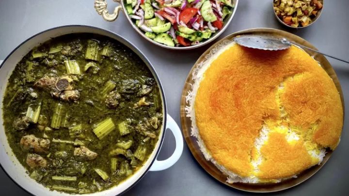 رسپی خورش کرفس بدون گوشت + نکات و فوت‌وفن ها