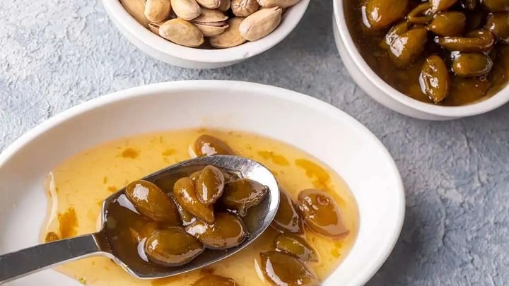 رسپی مربای پوست پسته با شیره انگور؛ طعمی جدید و لذیذ