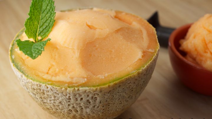 رسپی کرم طالبی به روش مدرن برای مهمانی