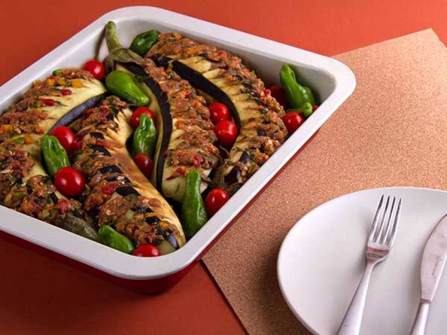 سبزی مخصوص دلمه بادمجان چیست ؟ فیلم دستور تهیه دلمه بادمجان (مرحله به مرحله)