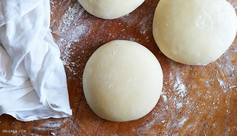 دستور تهیه خمیر پیتزا ایتالیایی خوشمزه و لذیذ (مرحله به مرحله)