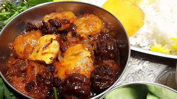 نکات و فوت و فن‌های تهیه خورشت مرغ و آلوچه
