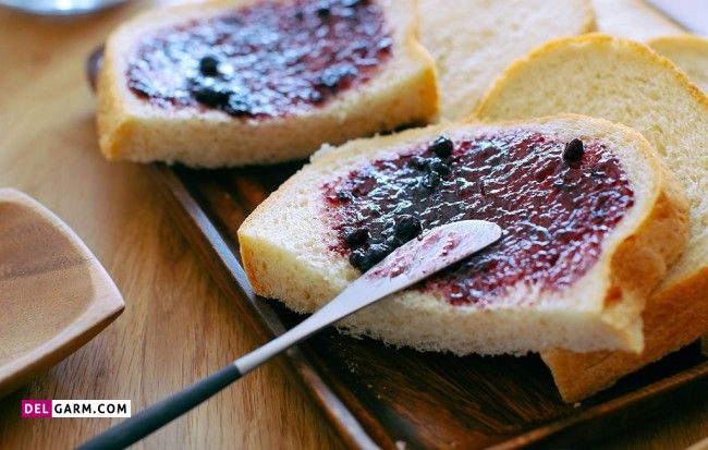 دستور تهیه مربا زغال اخته خوشرنگ و خوش طعم (مرحله به مرحله)