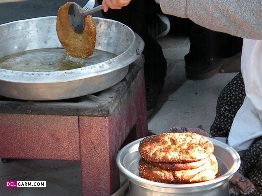 دستور تهیه نان روغنی خانگی خوشمزه و آسان به روش بوشهری