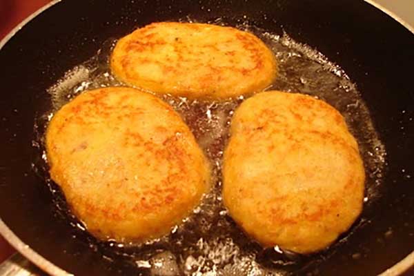 دستور تهیه ی کتلت ماهی سالم و خوشمزه (مرحله به مرحله)