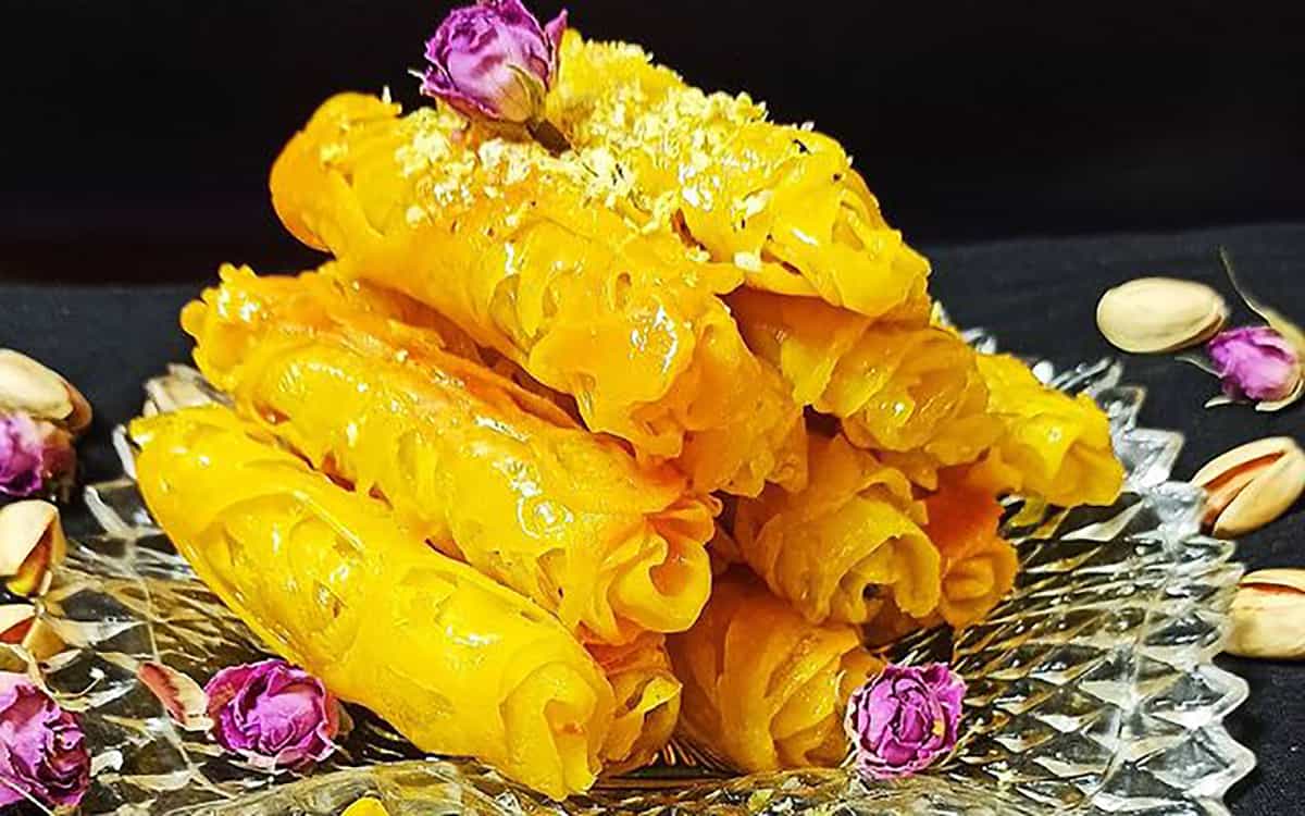 مواد لازم و آموزش باقلوای سید خانگی (مرحله به مرحله)