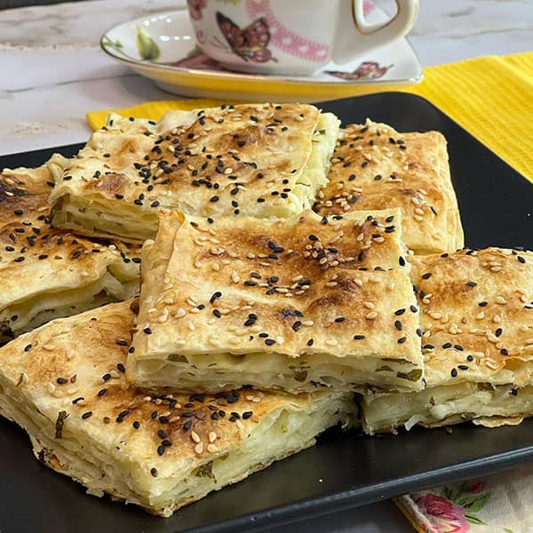 مواد لازم و آموزش بورک پنیر جعفری برای 2 یا 4 یا 6 نفر | تناسب ساده