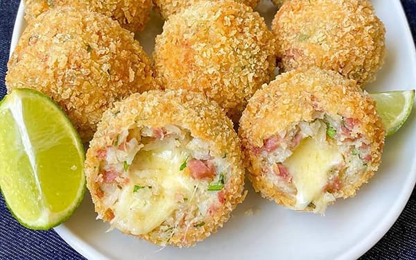 مواد لازم و آموزش توپک پنیری خانگی (مرحله به مرحله)