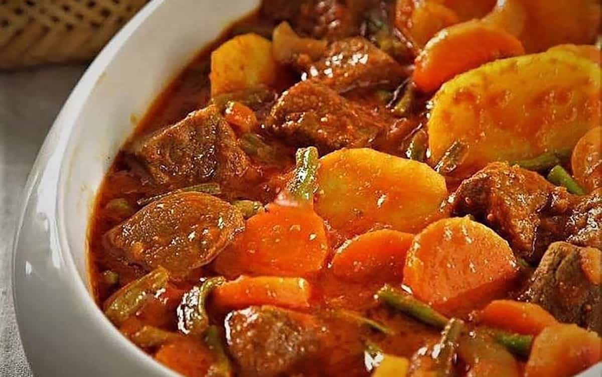 مواد لازم و آموزش خوراک لوبیا سبز برای 2 یا 4 یا 6 نفر | تناسب ساده